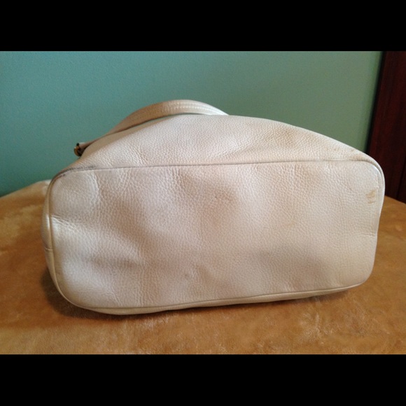 Coach - Picture 4 of 8